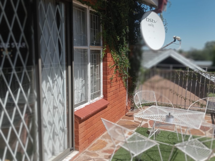 4 Bedroom Property for Sale in Generaal De Wet Free State